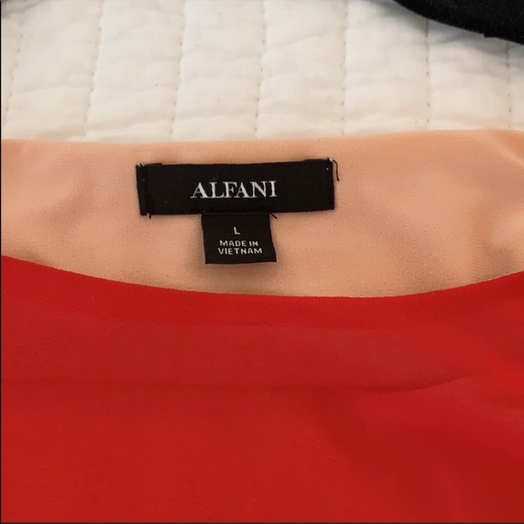 ALFANI colour blocked super tunic top lined red black ivory round neck large - Picture 7 of 7
